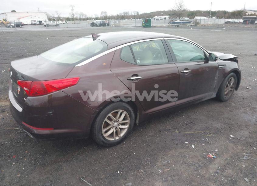Photo 4 of 2012 Kia Optima LX (VIN 5XXGM4A7XCG005330)