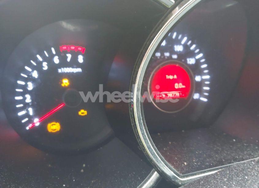 Photo 7 of 2012 Kia Optima LX (VIN 5XXGM4A7XCG005330)