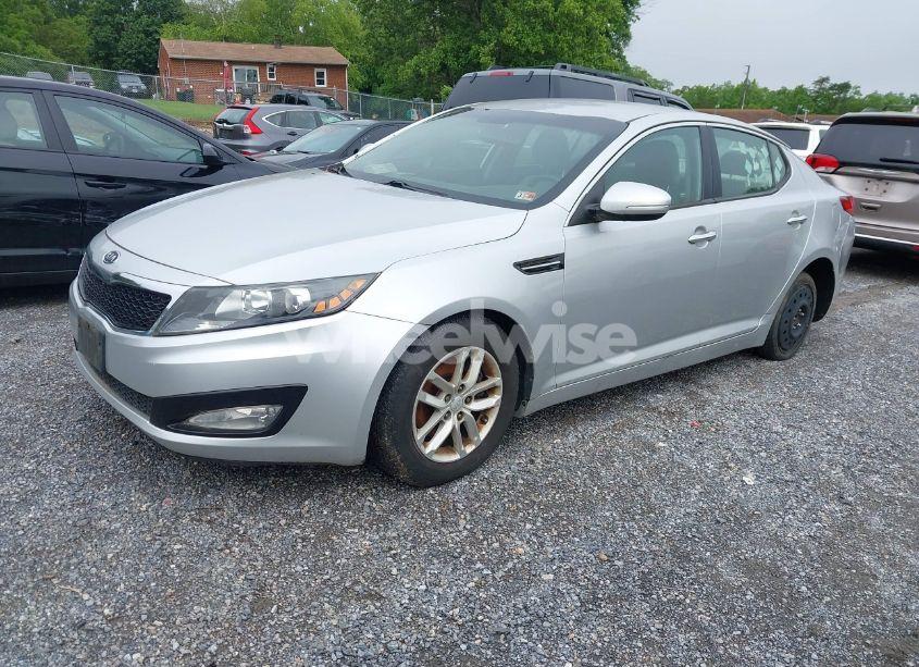Photo 2 of 2012 Kia Optima LX (VIN 5XXGM4A7XCG008860)