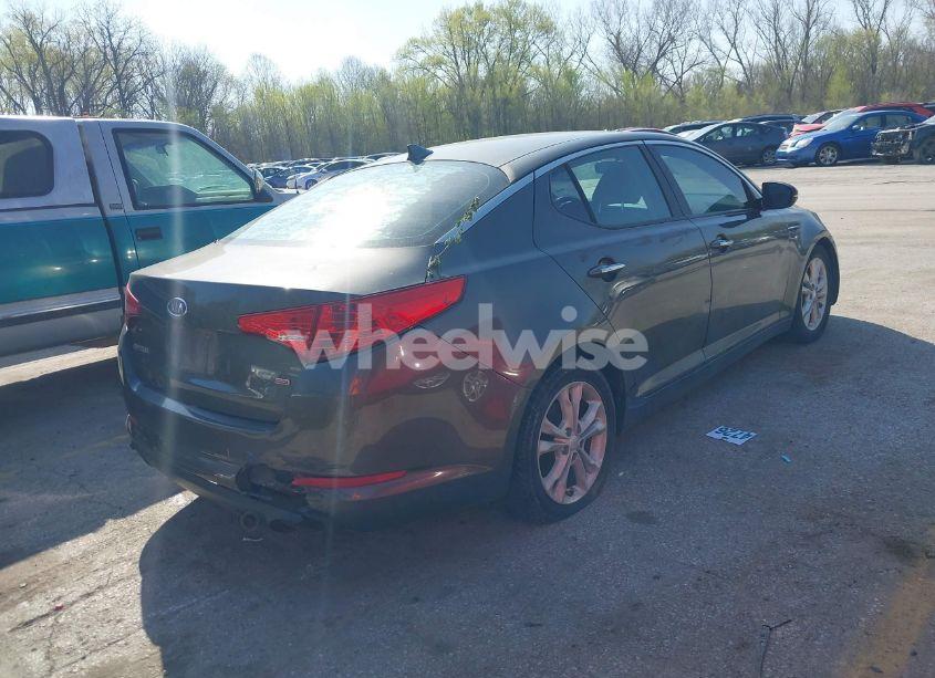 Photo 4 of 2012 Kia Optima LX (VIN 5XXGM4A7XCG020314)