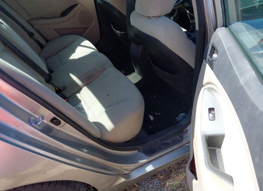 Photo 8 of 2012 Kia Optima LX (VIN 5XXGM4A7XCG022435)