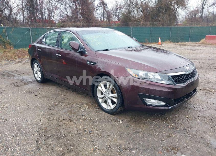 2012 Kia Optima LX (VIN 5XXGM4A7XCG047237) main photo