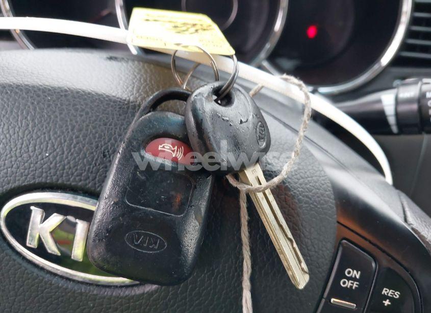 Photo 11 of 2012 Kia Optima LX (VIN 5XXGM4A7XCG047237)