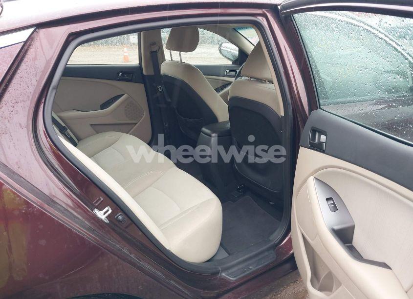 Photo 8 of 2012 Kia Optima LX (VIN 5XXGM4A7XCG047237)