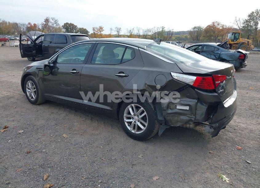 Photo 3 of 2012 Kia Optima LX (VIN 5XXGM4A7XCG056150)