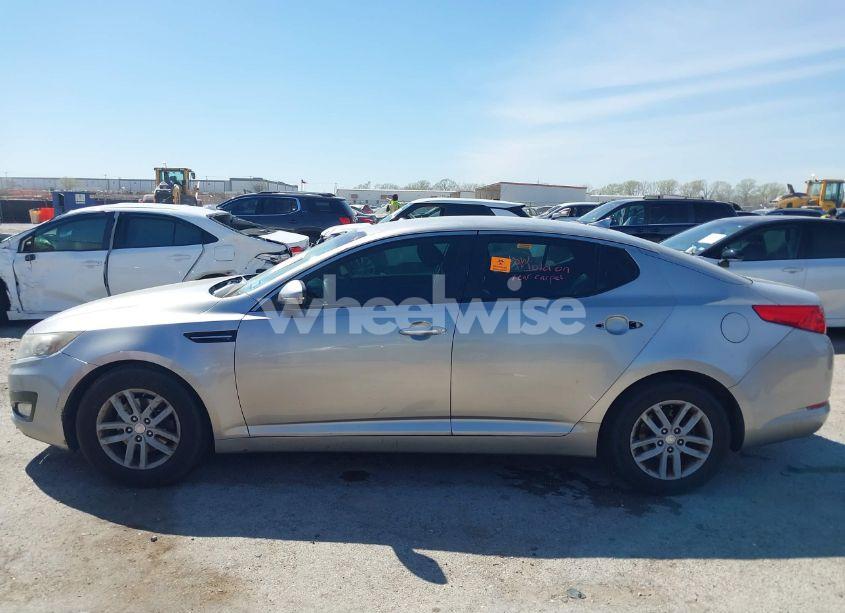 Photo 14 of 2012 Kia Optima LX (VIN 5XXGM4A7XCG057301)