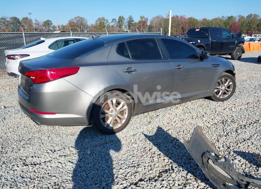 Photo 4 of 2013 Kia Optima LX (VIN 5XXGM4A7XDG116008)
