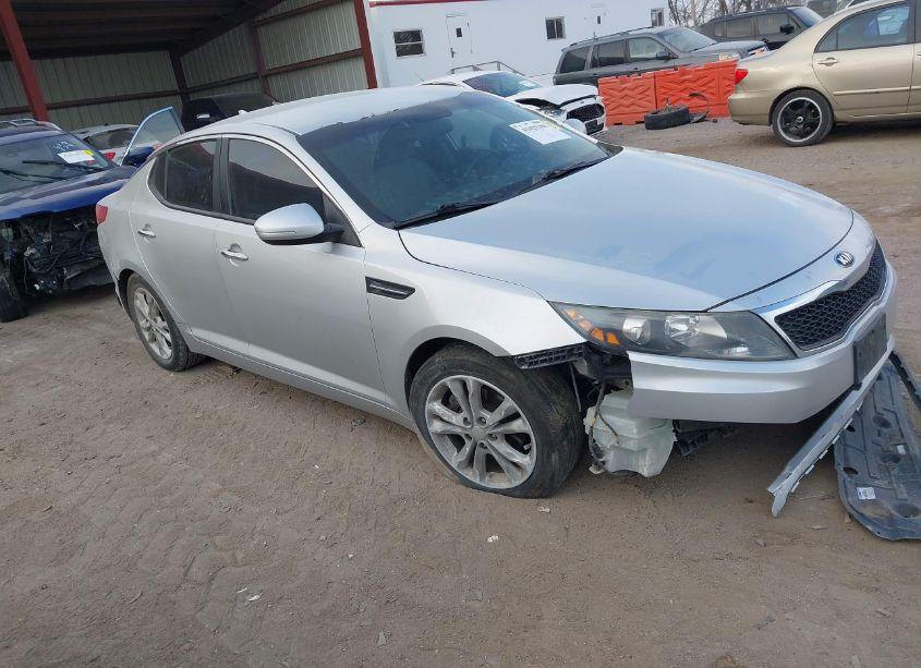 2013 Kia Optima LX (VIN 5XXGM4A7XDG122164) main photo