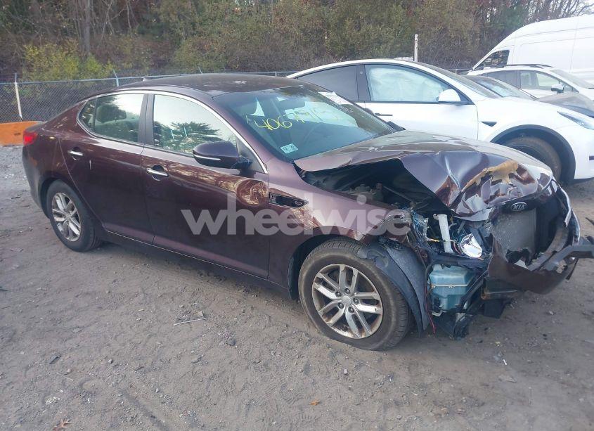 2013 Kia Optima LX (VIN 5XXGM4A7XDG125159) main photo