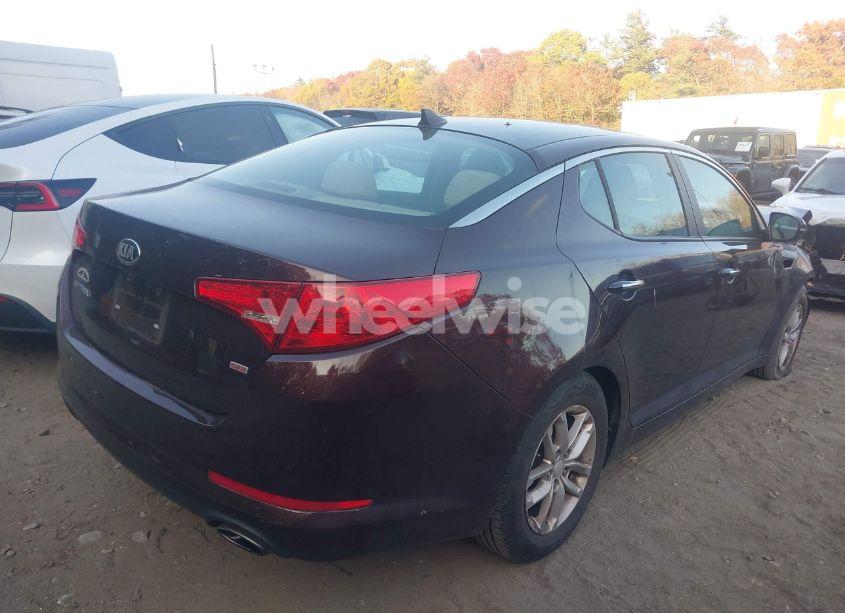 Photo 4 of 2013 Kia Optima LX (VIN 5XXGM4A7XDG125159)