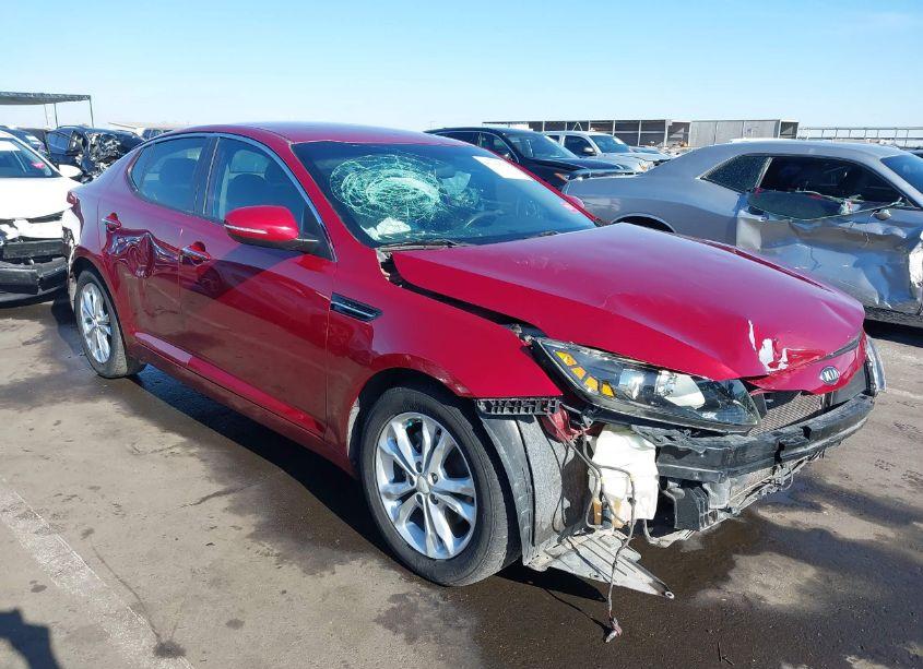 2013 Kia Optima LX (VIN 5XXGM4A7XDG167492) main photo