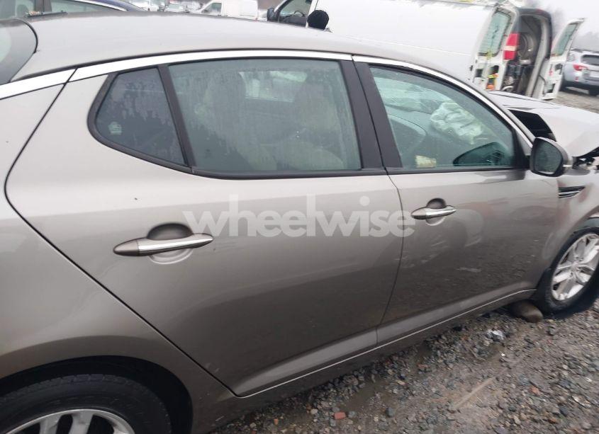 Photo 14 of 2013 Kia Optima LX (VIN 5XXGM4A7XDG177438)