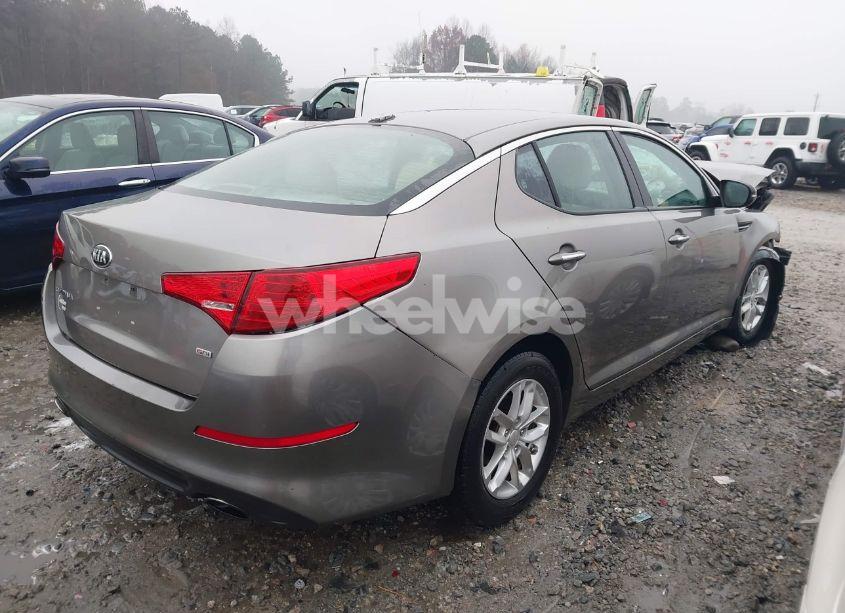 Photo 4 of 2013 Kia Optima LX (VIN 5XXGM4A7XDG177438)