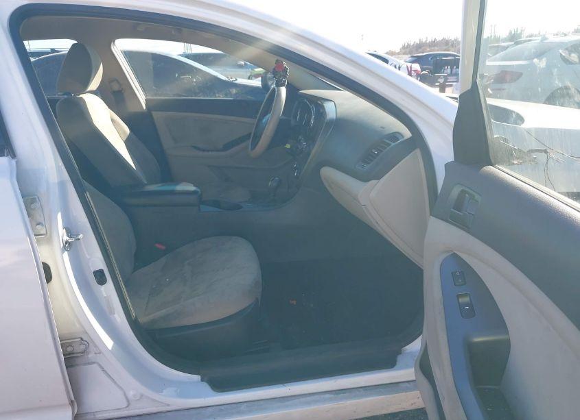 Photo 5 of 2013 Kia Optima LX (VIN 5XXGM4A7XDG183398)