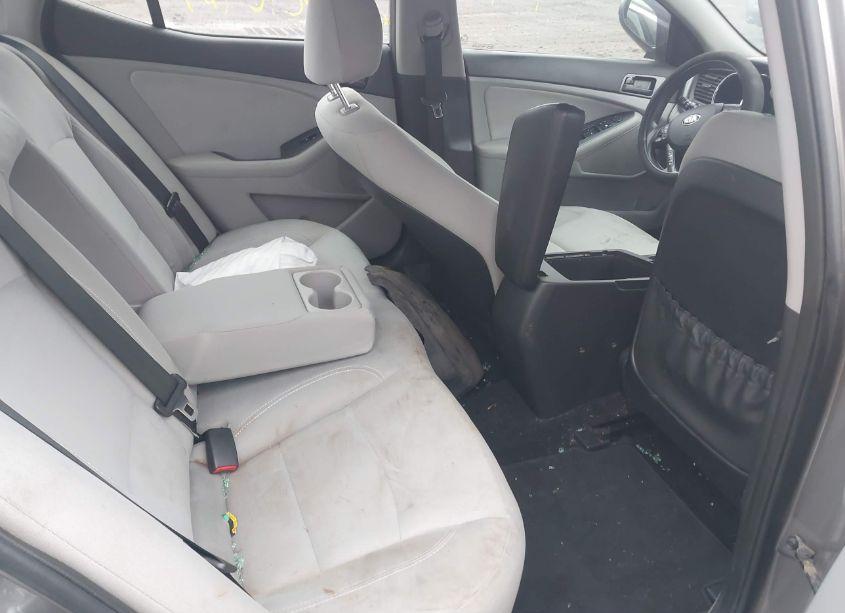 Photo 8 of 2013 Kia Optima LX (VIN 5XXGM4A7XDG187922)