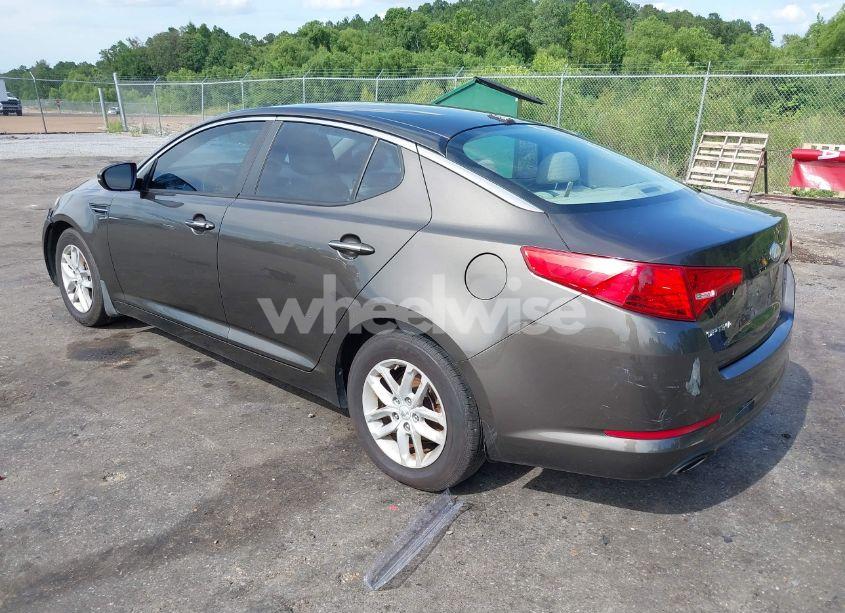 Photo 3 of 2013 Kia Optima LX (VIN 5XXGM4A7XDG197060)