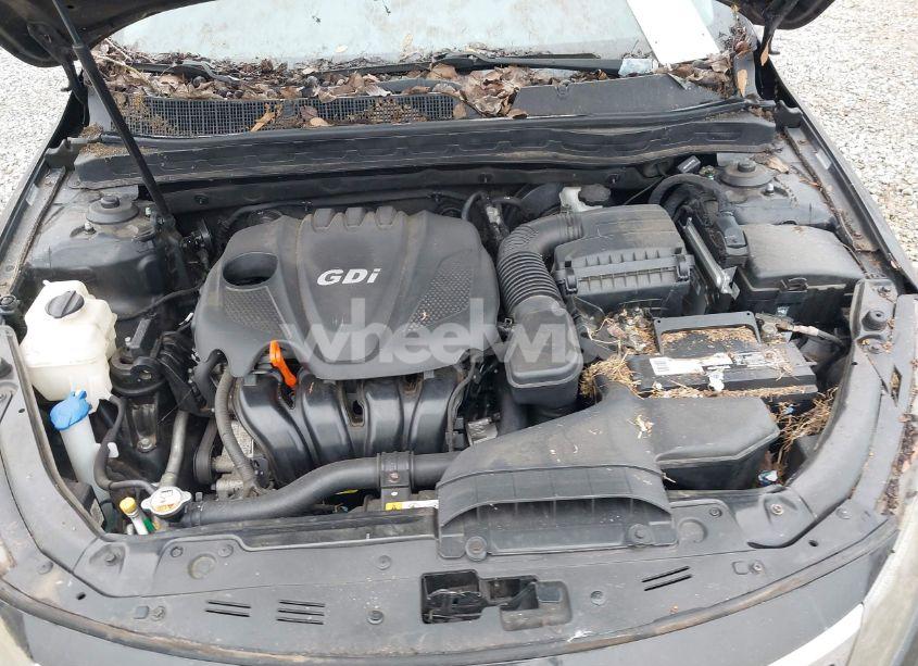 Photo 10 of 2013 Kia Optima LX (VIN 5XXGM4A7XDG197320)