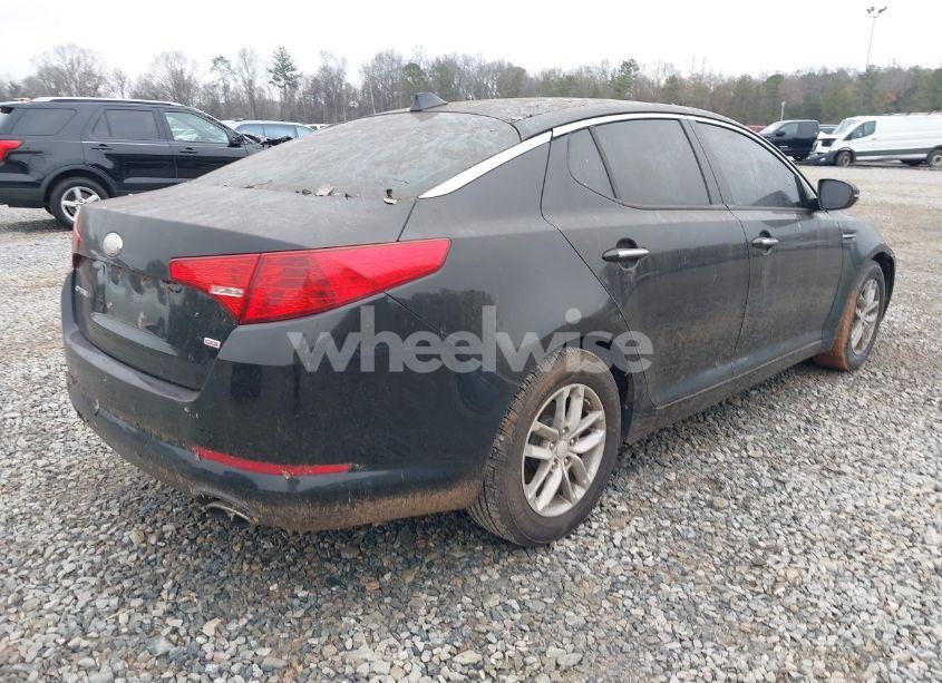 Photo 4 of 2013 Kia Optima LX (VIN 5XXGM4A7XDG197320)