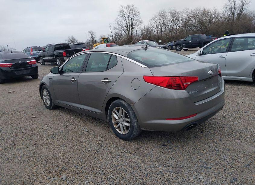 Photo 3 of 2013 Kia Optima LX (VIN 5XXGM4A7XDG220191)
