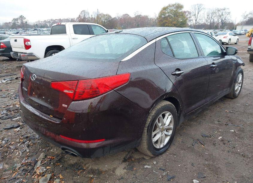 Photo 4 of 2013 Kia Optima LX (VIN 5XXGM4A7XDG253188)