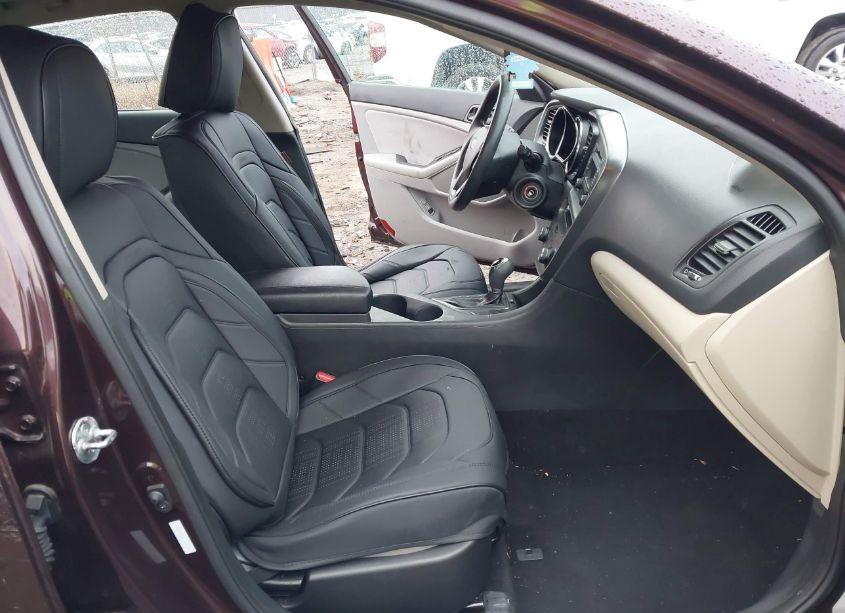 Photo 5 of 2013 Kia Optima LX (VIN 5XXGM4A7XDG253188)