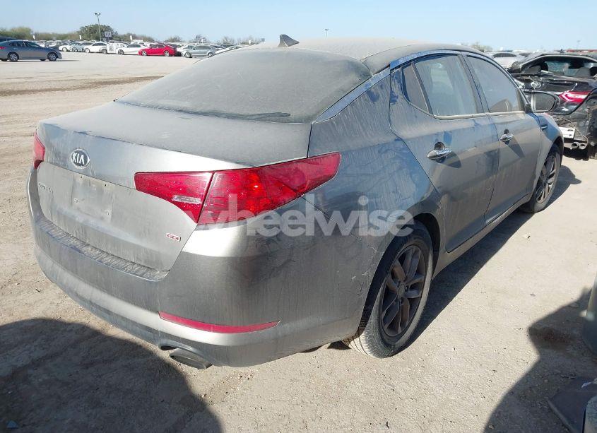 Photo 4 of 2013 Kia Optima LX (VIN 5XXGM4A7XDG253515)