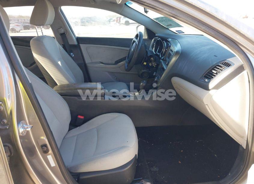 Photo 5 of 2013 Kia Optima LX (VIN 5XXGM4A7XDG253515)