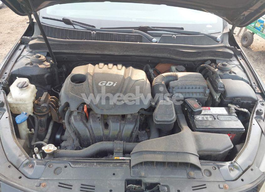 Photo 10 of 2013 Kia Optima LX (VIN 5XXGM4A7XDG256530)