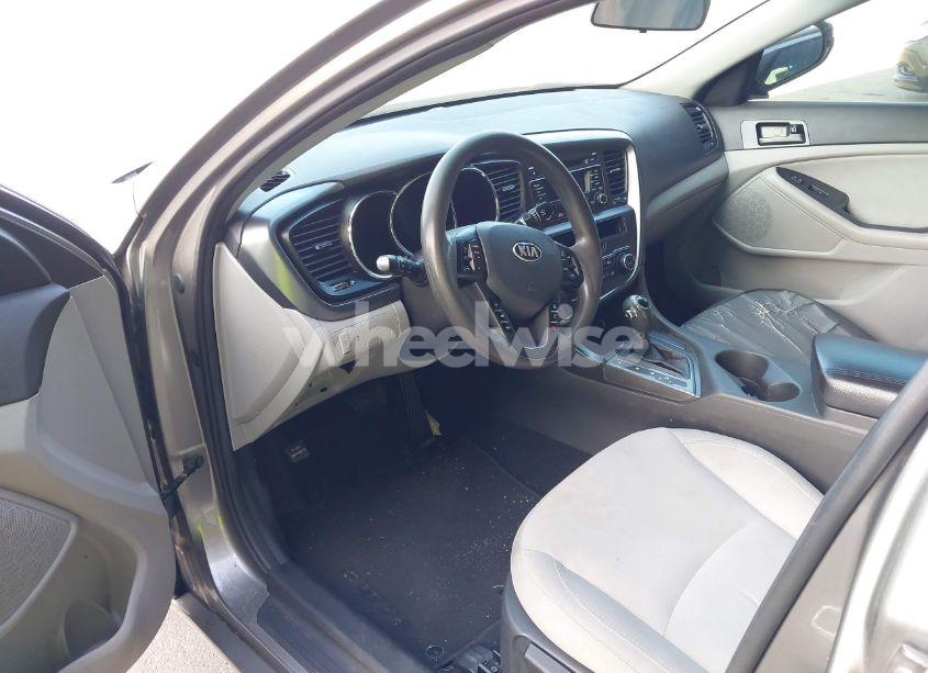 Photo 5 of 2013 Kia Optima LX (VIN 5XXGM4A7XDG257466)