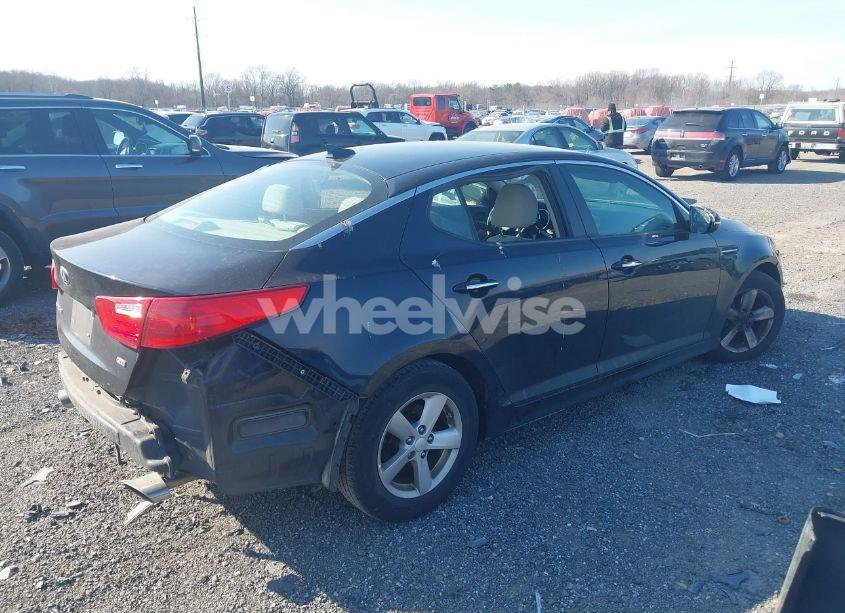 Photo 4 of 2014 Kia Optima LX (VIN 5XXGM4A7XEG276729)