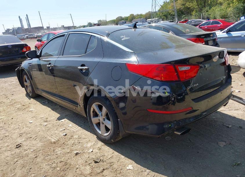 Photo 3 of 2014 Kia Optima LX (VIN 5XXGM4A7XEG277878)