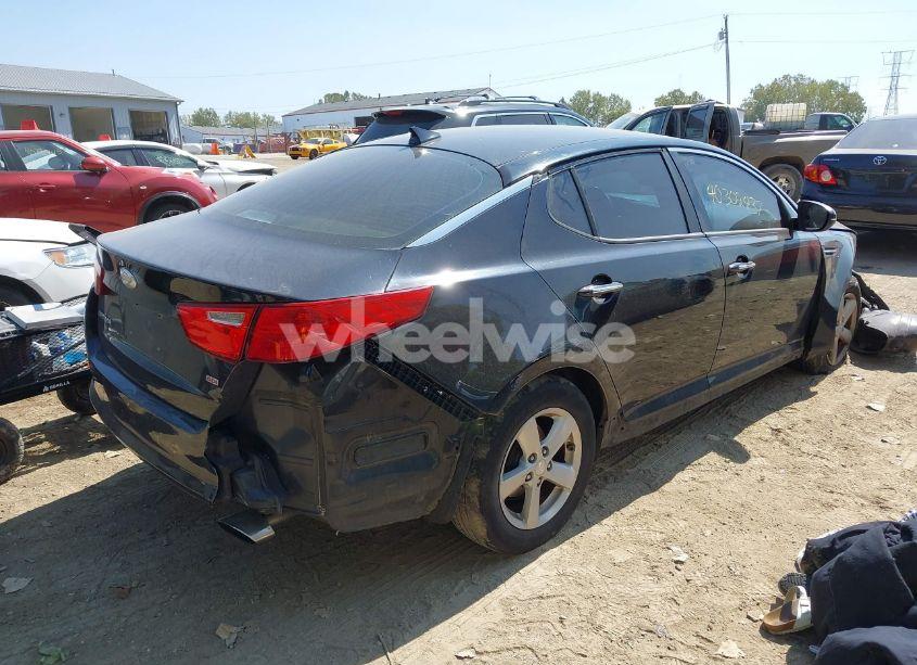 Photo 4 of 2014 Kia Optima LX (VIN 5XXGM4A7XEG277878)