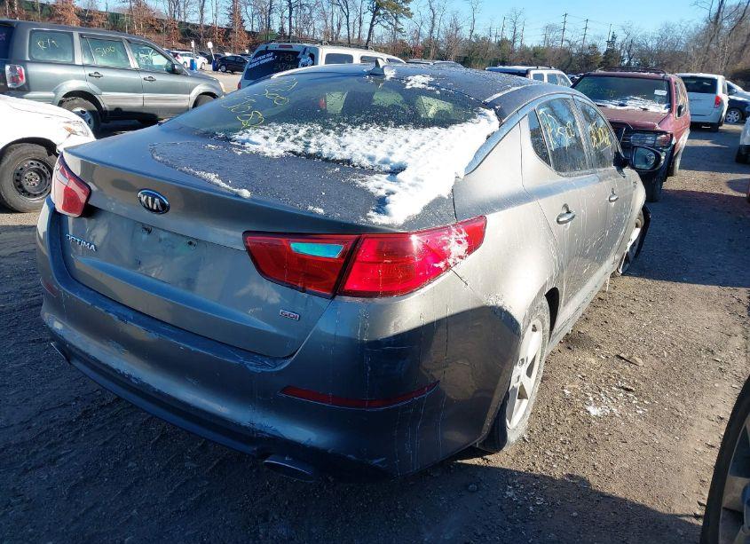 Photo 4 of 2014 Kia Optima LX (VIN 5XXGM4A7XEG290727)