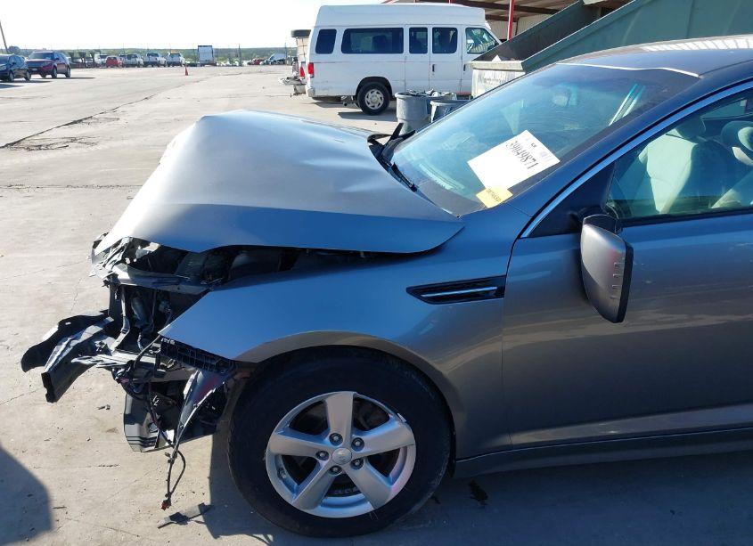 Photo 18 of 2014 Kia Optima LX (VIN 5XXGM4A7XEG294034)