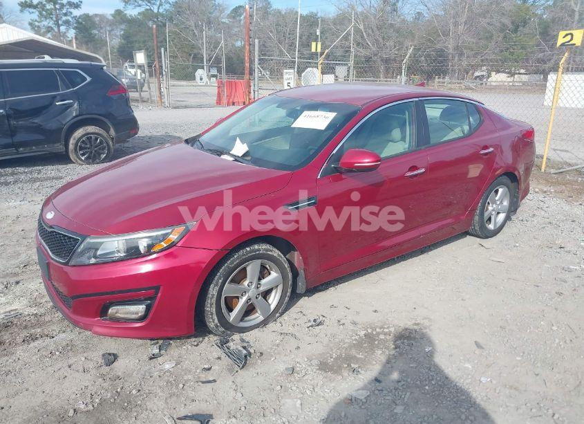 Photo 2 of 2014 Kia Optima LX (VIN 5XXGM4A7XEG299833)