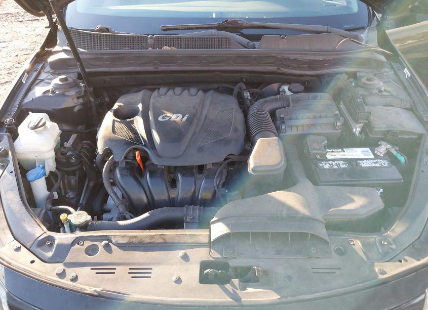 Photo 10 of 2014 Kia Optima LX (VIN 5XXGM4A7XEG310328)