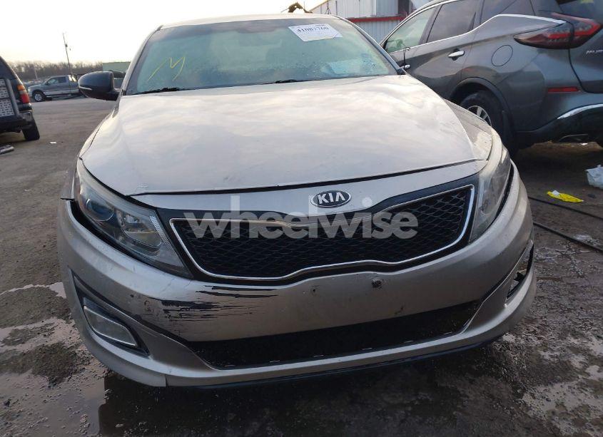 Photo 12 of 2014 Kia Optima LX (VIN 5XXGM4A7XEG317425)