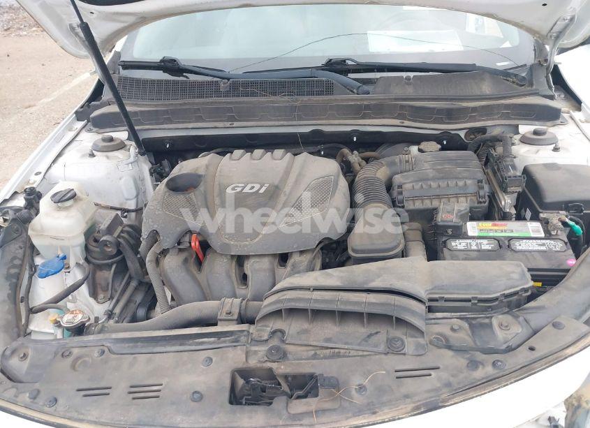 Photo 10 of 2014 Kia Optima LX (VIN 5XXGM4A7XEG320972)