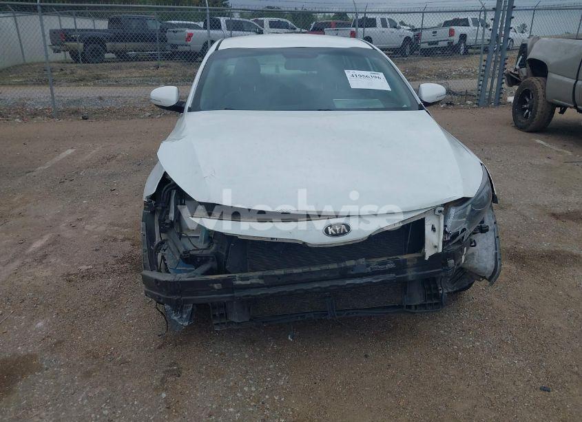 Photo 6 of 2014 Kia Optima LX (VIN 5XXGM4A7XEG320972)
