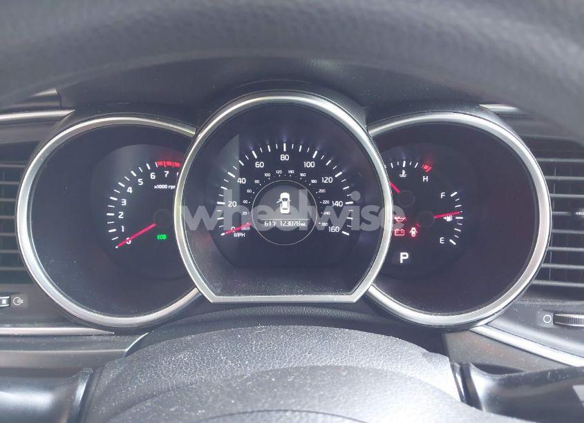 Photo 7 of 2014 Kia Optima LX (VIN 5XXGM4A7XEG320972)