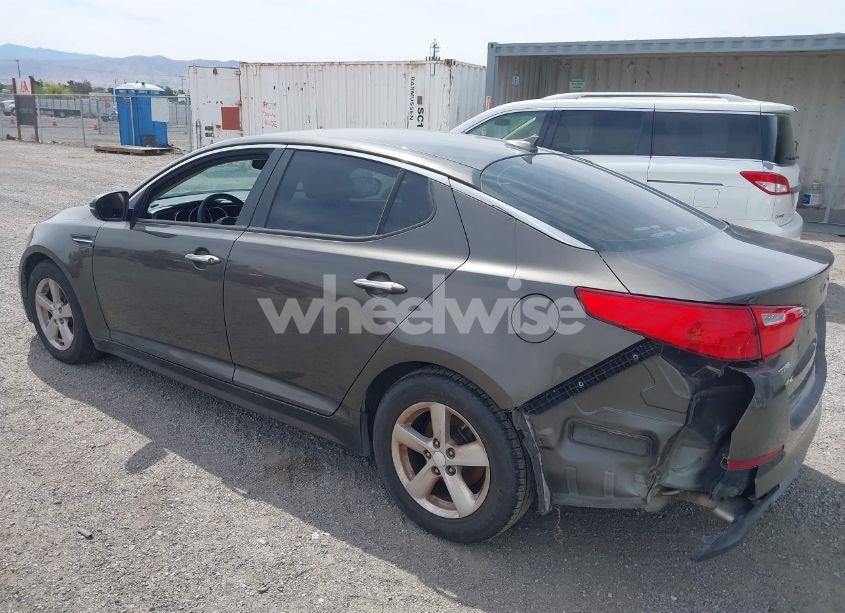 Photo 3 of 2014 Kia Optima LX (VIN 5XXGM4A7XEG334175)