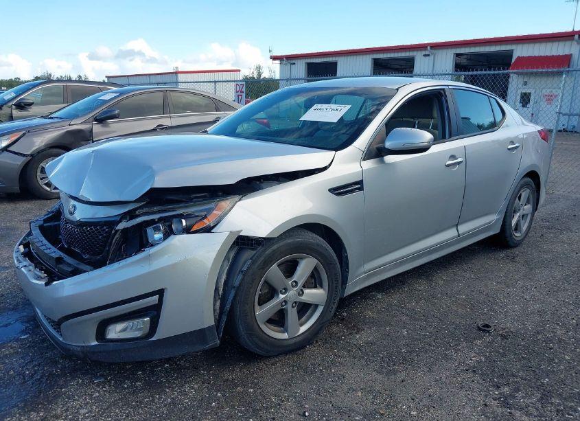 Photo 2 of 2015 Kia Optima LX (VIN 5XXGM4A7XFG358476)