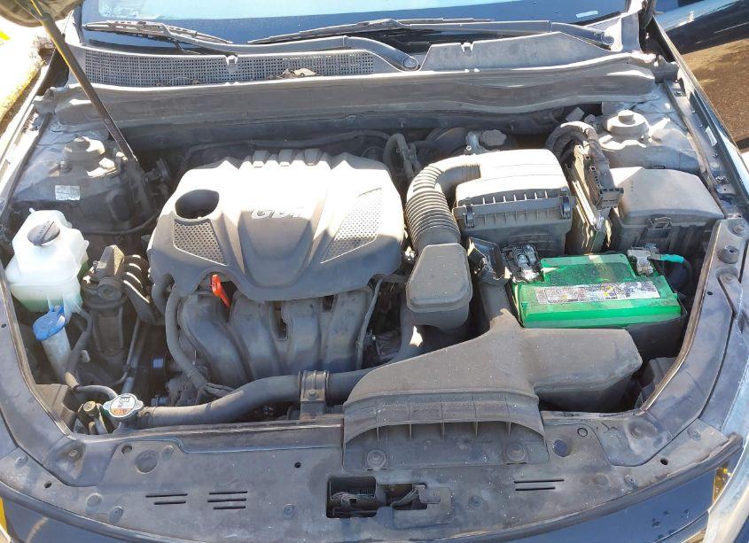 Photo 10 of 2015 Kia Optima LX (VIN 5XXGM4A7XFG363340)