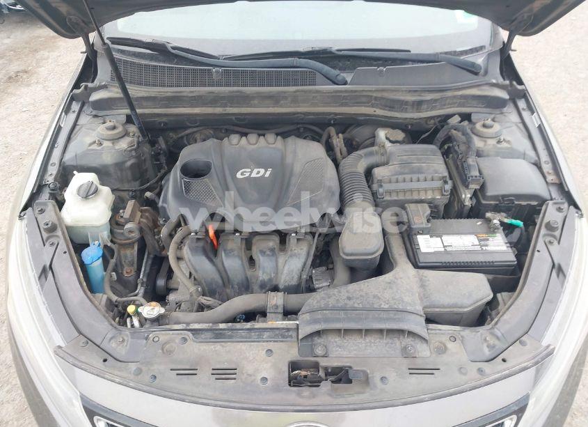 Photo 10 of 2015 Kia Optima LX (VIN 5XXGM4A7XFG382017)