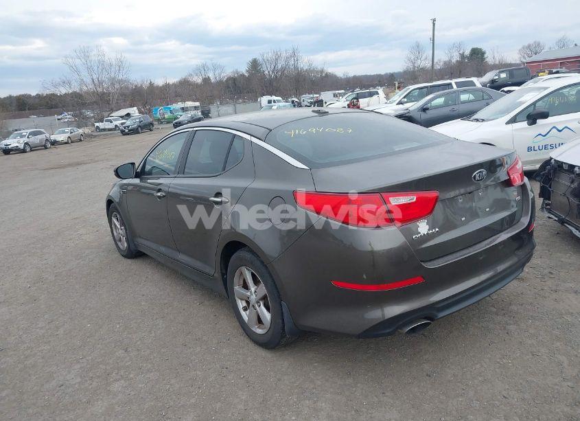 Photo 3 of 2015 Kia Optima LX (VIN 5XXGM4A7XFG382017)