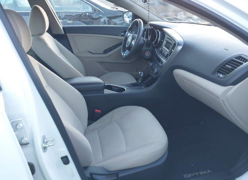 Photo 5 of 2015 Kia Optima LX (VIN 5XXGM4A7XFG388240)