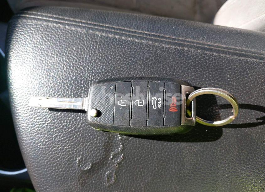 Photo 11 of 2015 Kia Optima LX (VIN 5XXGM4A7XFG400225)