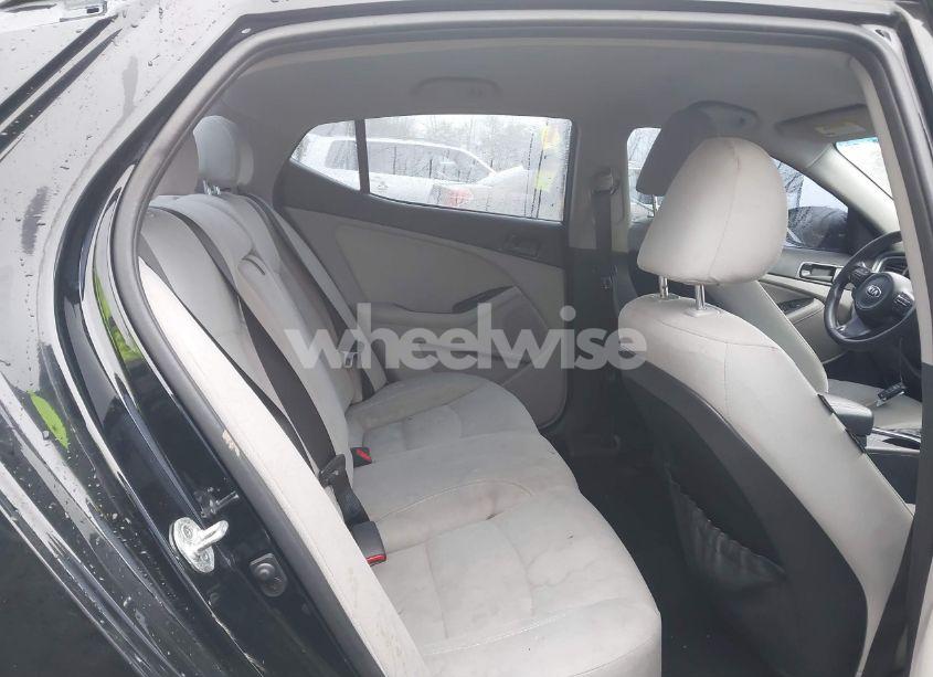 Photo 8 of 2015 Kia Optima LX (VIN 5XXGM4A7XFG418434)