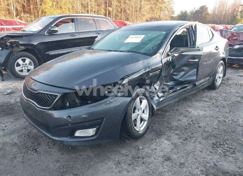 Photo 2 of 2015 Kia Optima LX (VIN 5XXGM4A7XFG436934)