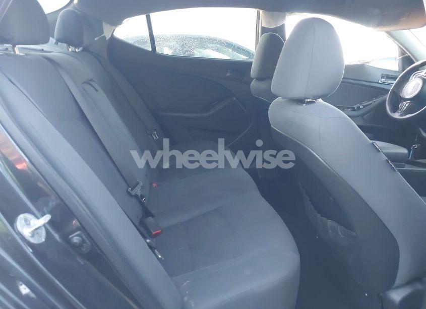 Photo 8 of 2015 Kia Optima LX (VIN 5XXGM4A7XFG436934)